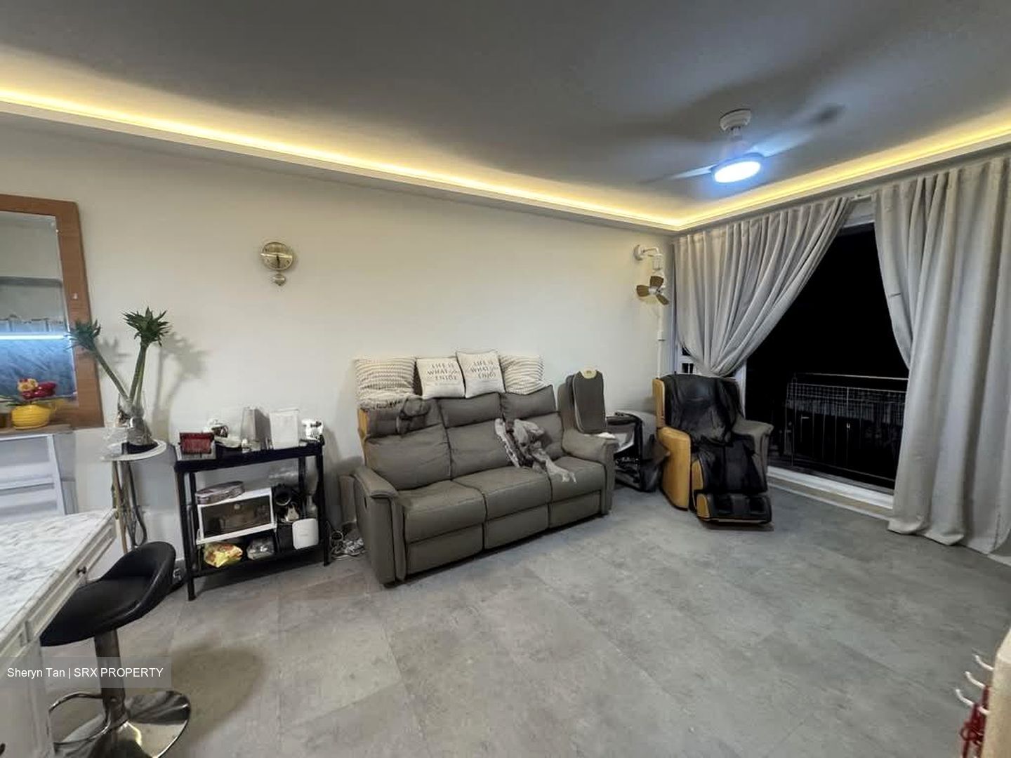 The Esparis (D18), Condominium #563510371